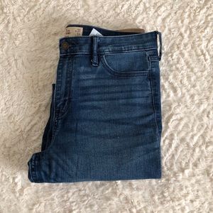 Hollister Medium/Dark Super Skinny High-Rise